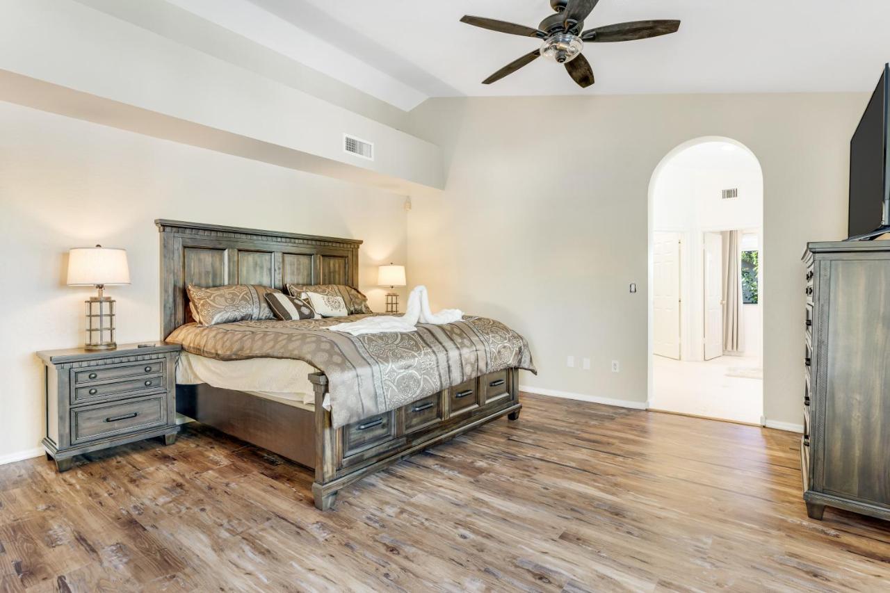 The Oasis On Braeburn Drive Holiday home Phoenix